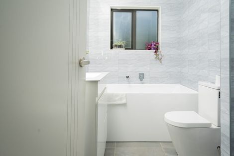 Photo of property in 43a Catkin Crescent, Papatoetoe, Auckland, 2025