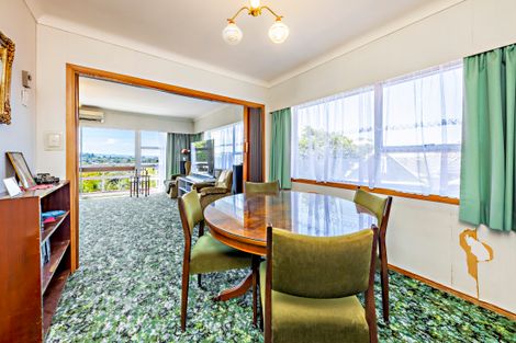 Photo of property in 1/580 Massey Road, Mangere, Auckland, 2022