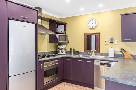 Photo of property in 5 Gybe Place, Whitby, Porirua, 5024