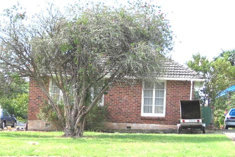 Photo of property in 23 Northall Road, New Lynn, Auckland, 0600