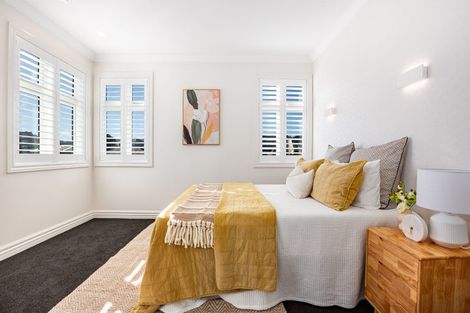 Photo of property in 2-4 Caroline Street, Mount Victoria, Wellington, 6011