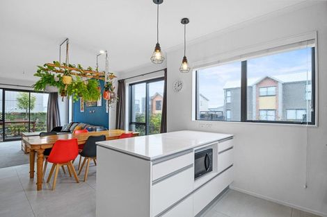 Photo of property in 18 Ringa Matau Road, Hobsonville, Auckland, 0616