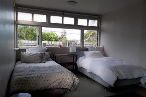 Photo of property in 137 Wellington Road, Paekakariki, 5034