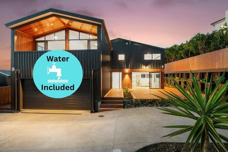 Photo of property in 82a Kittiwake Drive, Schnapper Rock, Auckland, 0632