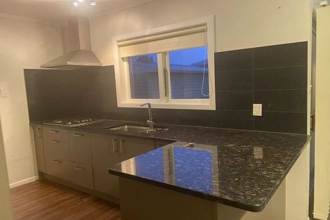 Photo of property in 11 Strid Road, Te Atatu South, Auckland, 0610