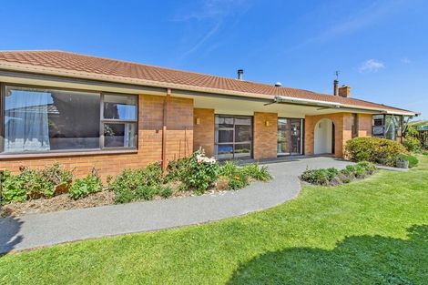 Photo of property in 22 Spring Place, Leeston, 7632