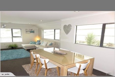 Photo of property in 7 Hetsby Place, Churton Park, Wellington, 6037