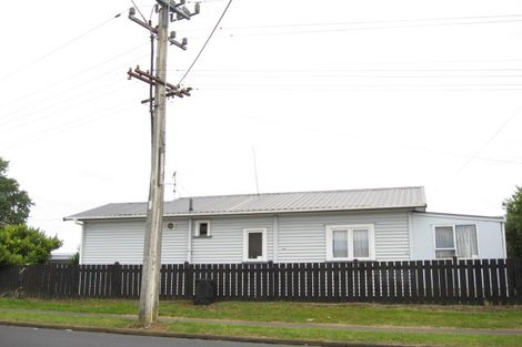 Photo of property in 7 Kowhai Place, Pukekohe, 2120