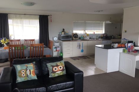 Photo of property in 47 Murvale Drive, Bucklands Beach, Auckland, 2014