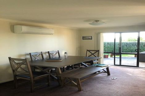 Photo of property in 36 Greig Place, Pukekohe, 2120