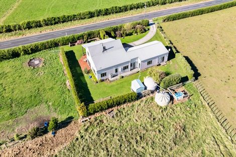 Photo of property in 141 Scott Road, Okaiawa, Hawera, 4671