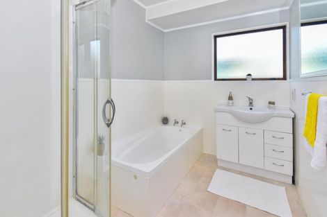 Photo of property in 2/22 Franklin Avenue, Papatoetoe, Auckland, 2024