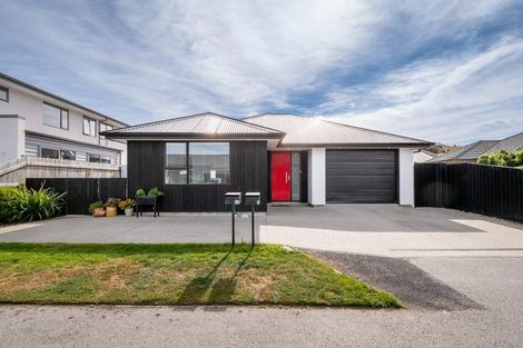Photo of property in 8 Peterley Road, Lower Shotover, Queenstown, 9304