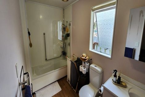 Photo of property in 1/117 Seaview Road, Westown, New Plymouth, 4310
