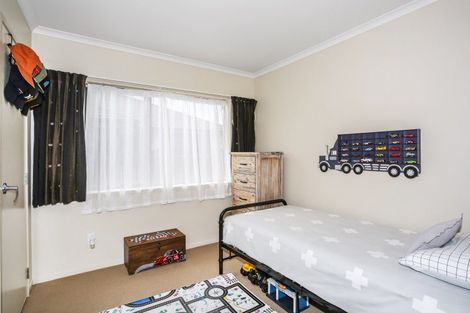 Photo of property in 3a York Street, Drury, 2113