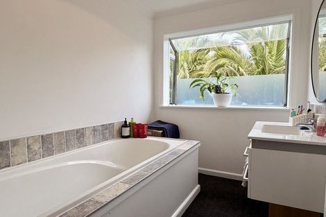 Photo of property in 249 Pukeuri-oamaru Road, Pukeuri, Oamaru, 9493