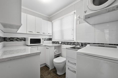 Photo of property in 122 Ngamotu Road, Spotswood, New Plymouth, 4310