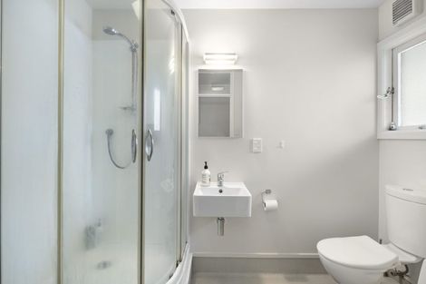 Photo of property in 1d/145 Ohiro Road, Brooklyn, Wellington, 6021