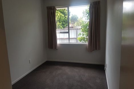 Photo of property in 12 Ruddenklau Lane, Bishopdale, Christchurch, 8053