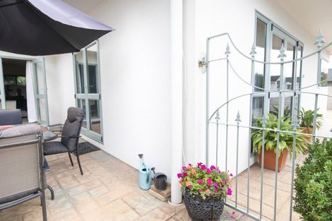 Photo of property in 16b Harpham Street, Taradale, Napier, 4112