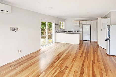 Photo of property in 34 Sheridan Terrace, Johnsonville, Wellington, 6037