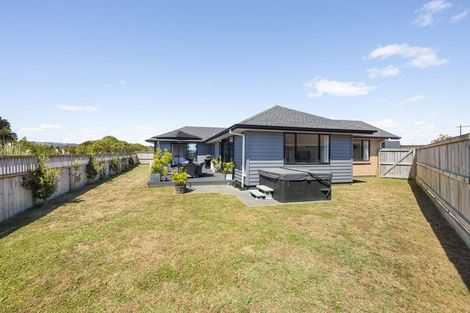 Photo of property in 16 Hehan Close, Cambridge, 3434