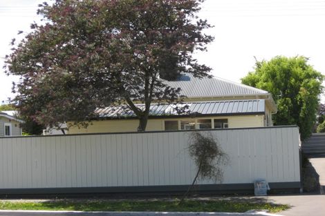 Photo of property in 146 Geraldine Street, Edgeware, Christchurch, 8013