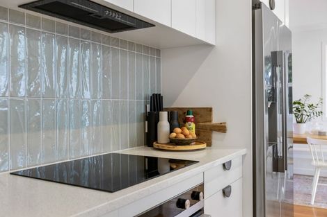 Photo of property in 102 Union Road, Howick, Auckland, 2014