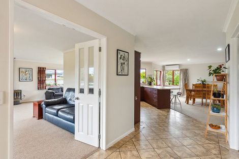 Photo of property in 15 San Priamo Place, Paraparaumu Beach, Paraparaumu, 5032