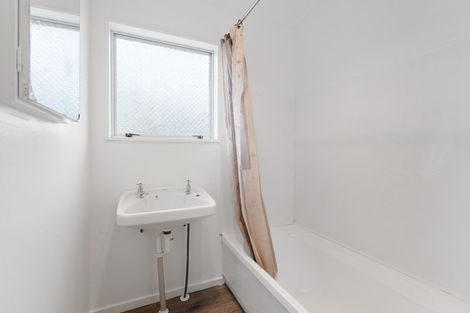 Photo of property in 14 Guy Avenue, Levin, 5510