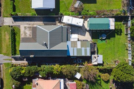 Photo of property in 28 Fox Street, Woodville, 4920