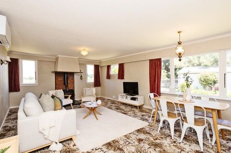 Photo of property in 50 Watt Road, Otatara, Invercargill, 9879