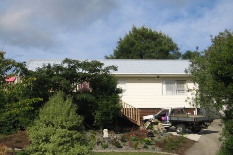 Photo of property in 19 Imperial Place, Henderson, Auckland, 0612