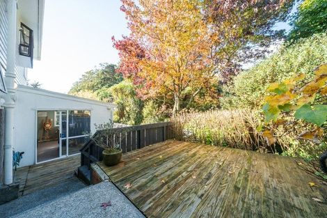 Photo of property in 10 Court Road, Tawa, Wellington, 5028