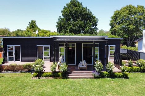 Photo of property in 11 Arabella Way, Waipukurau, 4200