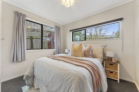 Photo of property in 72 Fraser Drive, Feilding, 4702