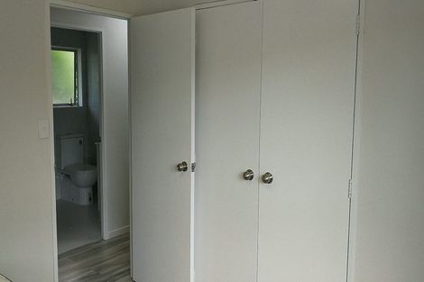 Photo of property in 41 Yeovil Road, Te Atatu Peninsula, Auckland, 0610