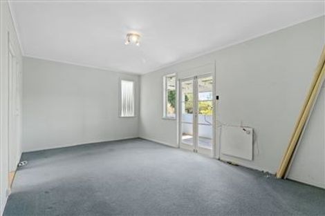 Photo of property in 11 Sarona Avenue, Glen Eden, Auckland, 0602
