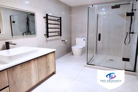 Photo of property in 17 Bushfield Drive, Flat Bush, Auckland, 2019