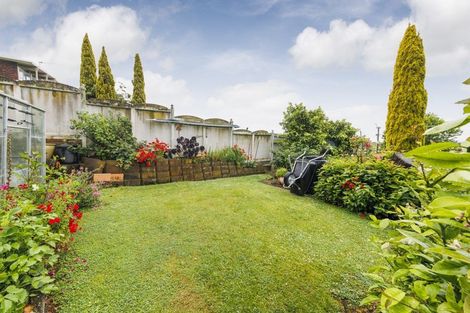 Photo of property in 112 West Street, Feilding, 4702