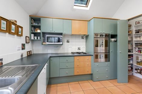 Photo of property in 84a Hinau Street, Riccarton, Christchurch, 8041