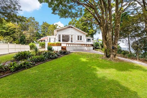 Photo of property in 114 Scenic Drive, Titirangi, Auckland, 0604
