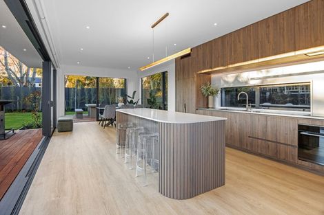 Photo of property in 67a Fendalton Road, Fendalton, Christchurch, 8014