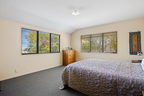 Photo of property in 26 Highcrest Heights, Westmorland, Christchurch, 8025