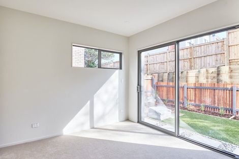 Photo of property in 2 The Boulevard, Sunnyhills, Auckland, 2010