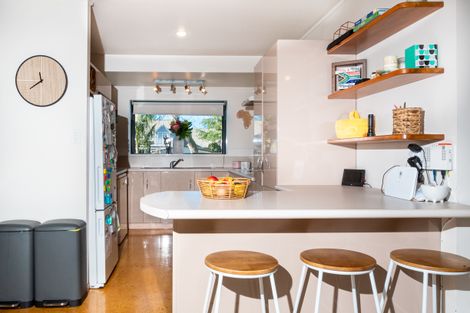 Photo of property in 3 Vintners Close, Huapai, Kumeu, 0810