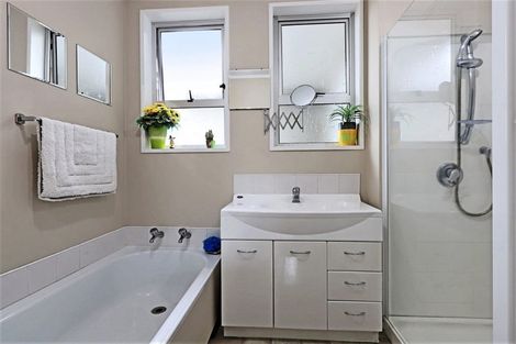 Photo of property in 4 Moorhouse Street, Taradale, Napier, 4112