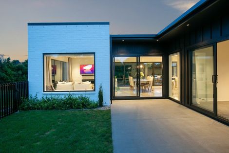 Photo of property in 1/45 Saint Kilda Road, Cambridge, 3434