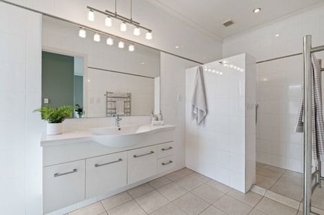 Photo of property in 36 Great West Road, Matipo Heights, Rotorua, 3015