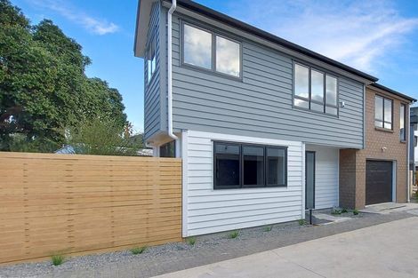 Photo of property in 20c Mackenzie Street, Te Atatu South, Auckland, 0610